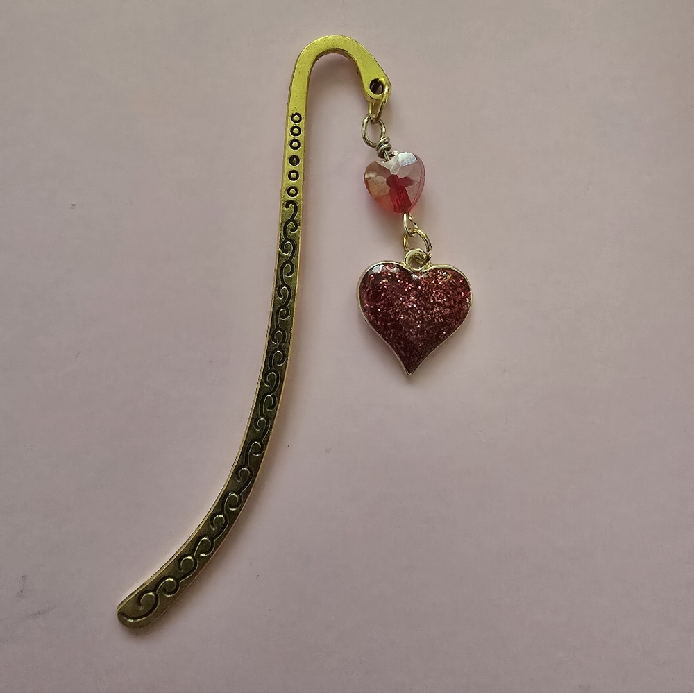 Red Heart DangleBook Hook Bookmark Accents Gold Tone